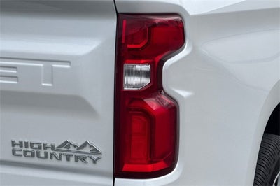 2022 Chevrolet Silverado 1500 Crew Cab Standard Box 4-Wheel Drive High Country