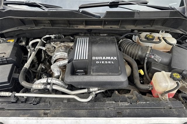 2022 Chevrolet Silverado 1500 Crew Cab Standard Box 4-Wheel Drive High Country