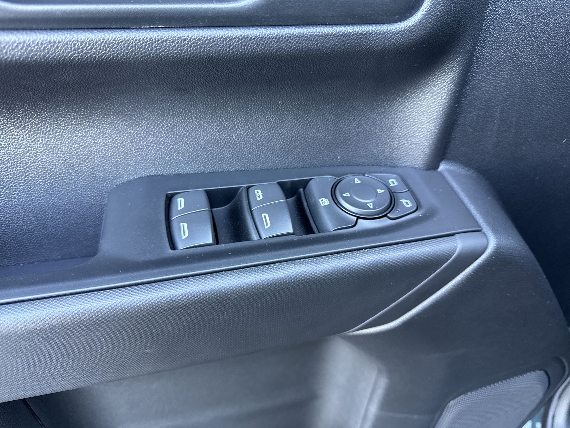 2026 Chevrolet Silverado 1500 Crew Cab Short Box 4-Wheel Drive Custom Trail Boss