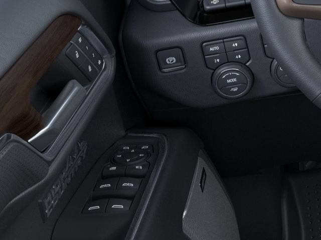 2026 Chevrolet Silverado 1500 Crew Cab Short Box 4-Wheel Drive High Country