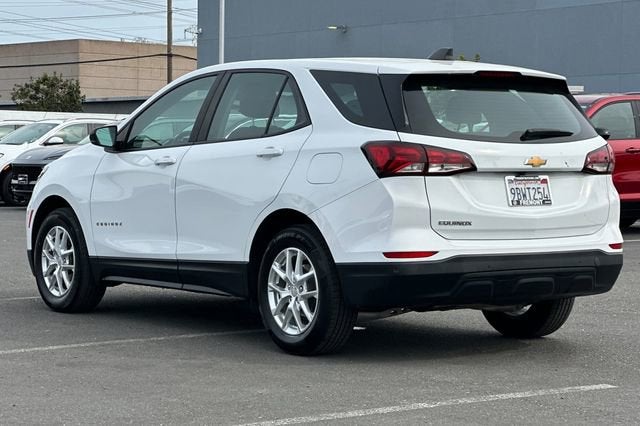 2022 Chevrolet Equinox FWD 4dr LS