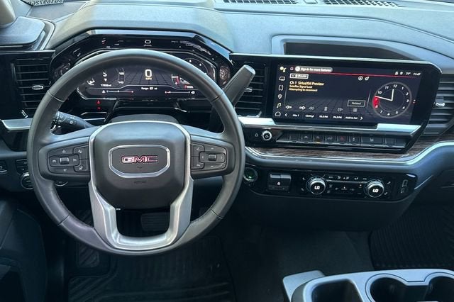 2025 GMC Sierra 1500 Crew Cab Short Box 4-Wheel Drive Elevation 3SB