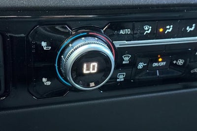 2025 GMC Sierra 1500 Crew Cab Short Box 4-Wheel Drive Elevation 3SB