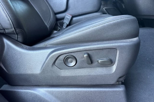 2024 GMC Sierra 1500 Crew Cab Short Box 4-Wheel Drive SLT