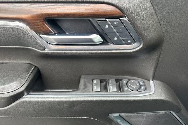 2025 GMC Sierra 1500 Crew Cab Short Box 4-Wheel Drive SLT