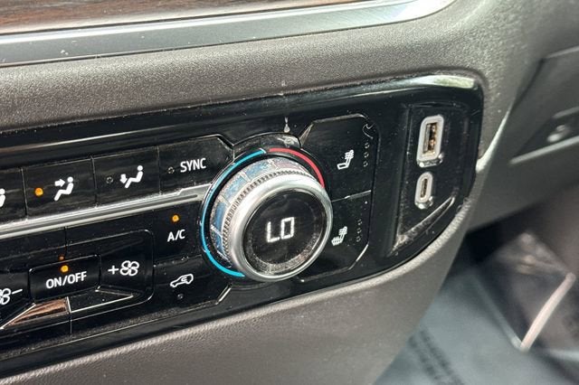 2025 GMC Sierra 1500 Crew Cab Short Box 4-Wheel Drive SLT