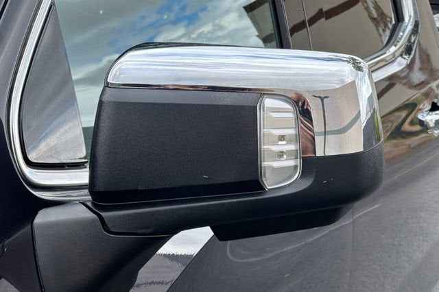 2025 GMC Sierra 1500 Crew Cab Short Box 4-Wheel Drive SLT