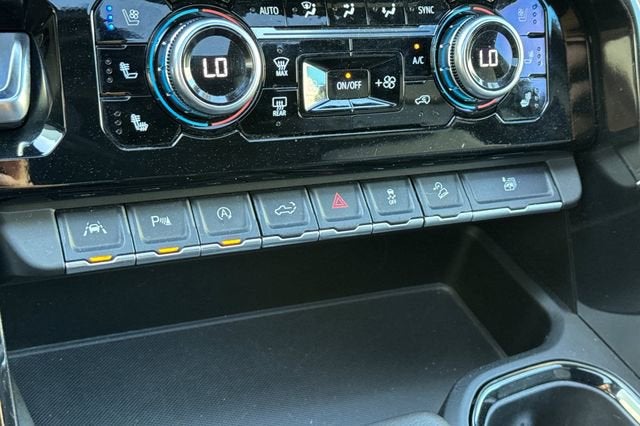 2022 GMC Sierra 1500 Crew Cab Short Box 4-Wheel Drive AT4