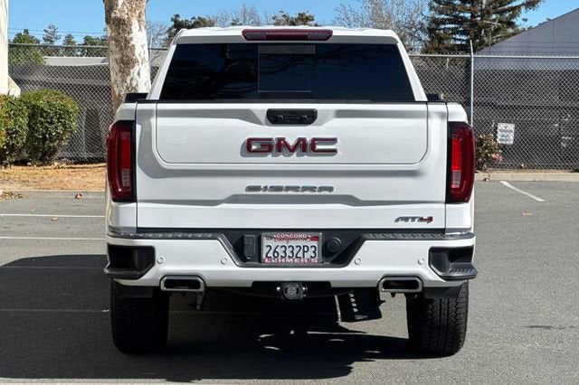 2022 GMC Sierra 1500 Crew Cab Short Box 4-Wheel Drive AT4