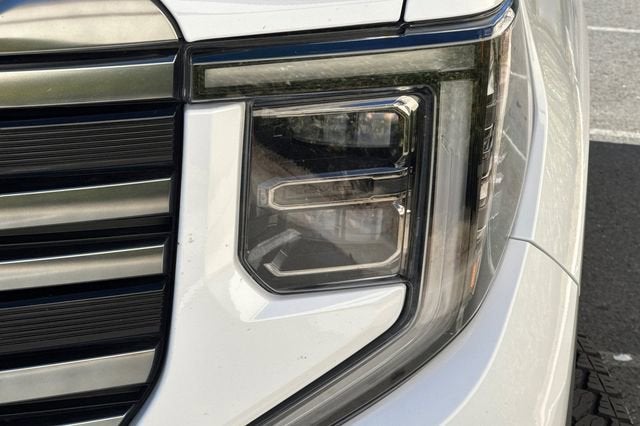 2022 GMC Sierra 1500 Crew Cab Short Box 4-Wheel Drive AT4