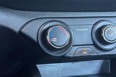 2023 Kia Forte LXS IVT