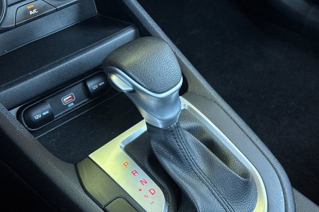 2023 Kia Forte LXS IVT