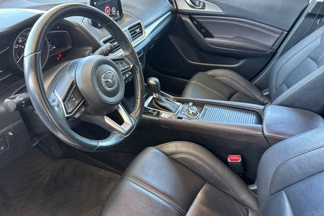 2017 Mazda Mazda3 Hatchback Touring Auto