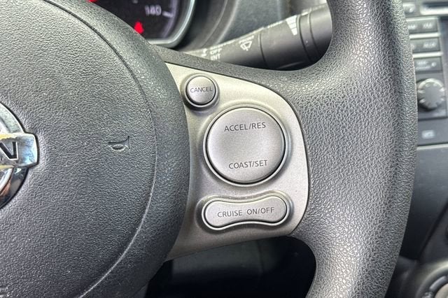 2013 Nissan Versa 4dr Sdn CVT 1.6 SL