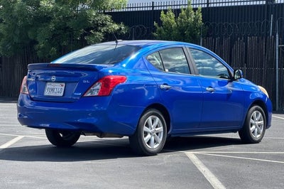 2013 Nissan Versa 4dr Sdn CVT 1.6 SL