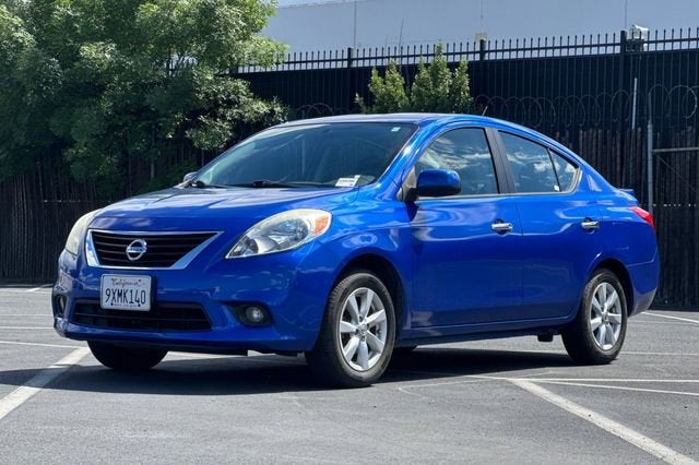 2013 Nissan Versa 4dr Sdn CVT 1.6 SL