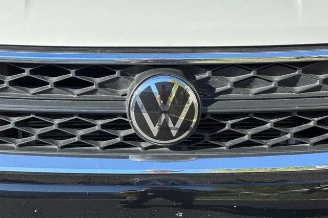 2024 Volkswagen Taos S FWD