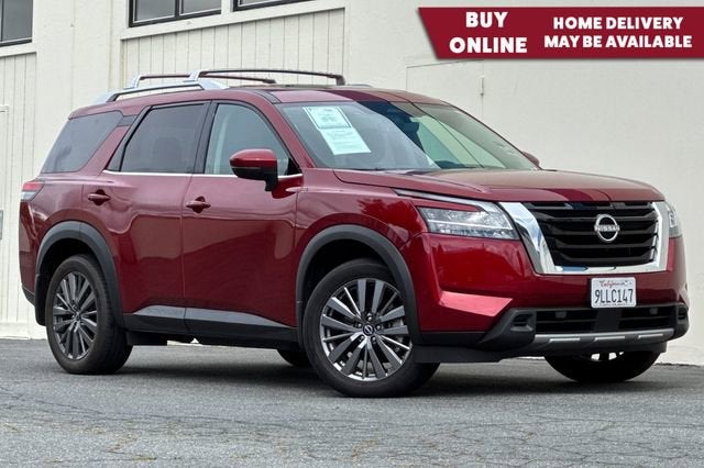 2024 Nissan Pathfinder SL 2WD's photo