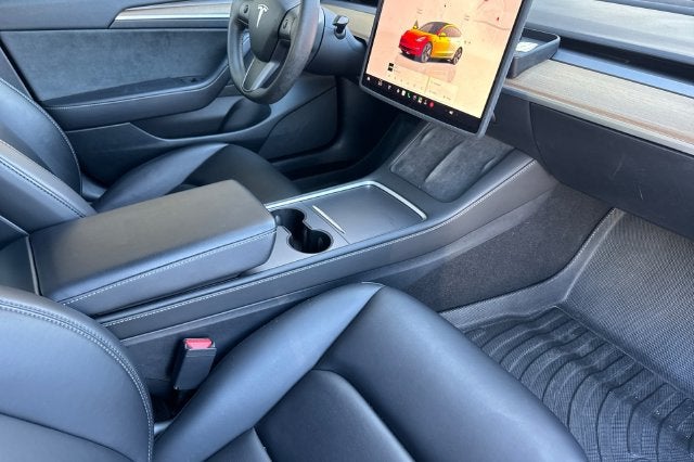 2023 Tesla Model 3 RWD