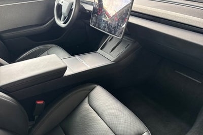 2024 Tesla Model 3 RWD *Ltd Avail*