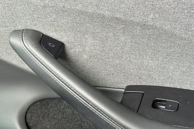 2024 Tesla Model 3 RWD *Ltd Avail*