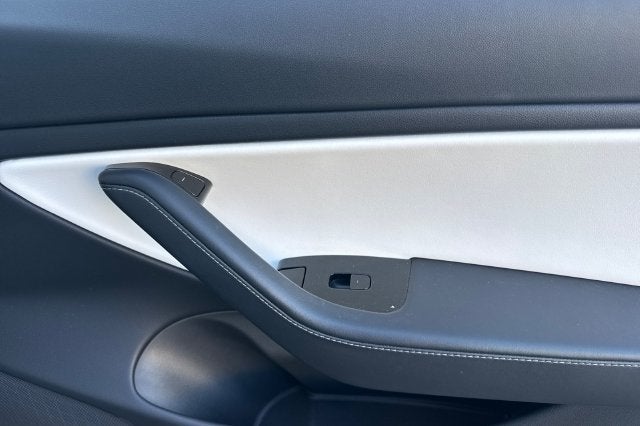 2018 Tesla Model 3 Long Range Battery RWD