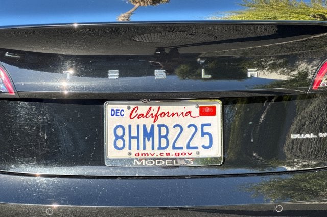 2018 Tesla Model 3 Long Range Battery RWD