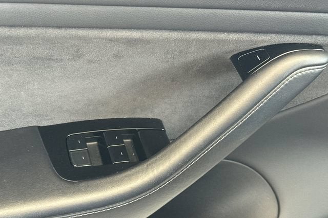 2018 Tesla Model 3 Long Range Battery RWD