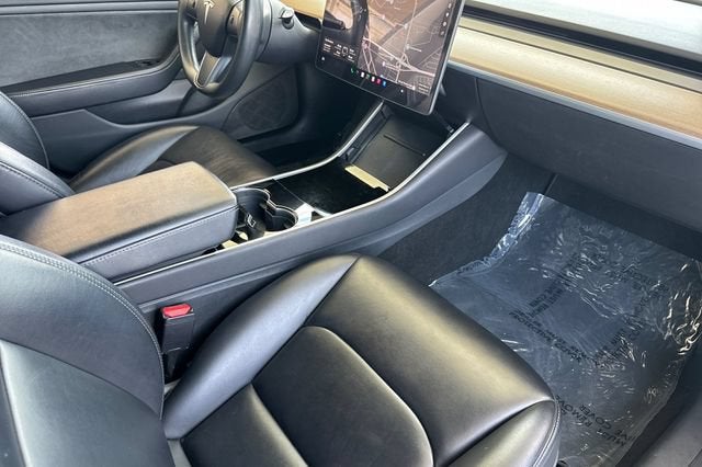 2018 Tesla Model 3 Long Range Battery RWD