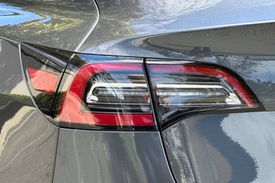 2018 Tesla Model 3 Long Range Battery RWD