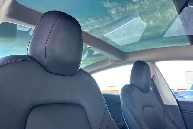 2019 Tesla Model 3 Mid Range RWD *Ltd Avail*