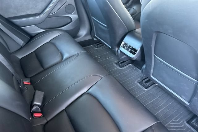2023 Tesla Model 3 RWD