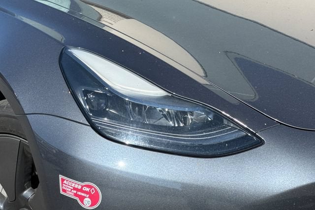 2023 Tesla Model 3 RWD