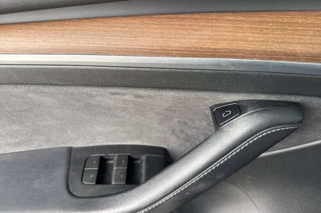 2022 Tesla Model 3 Long Range AWD *Ltd Avail*