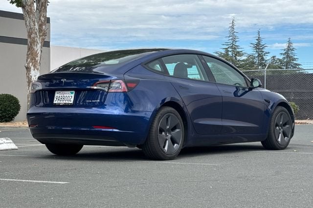 2022 Tesla Model 3 Long Range AWD *Ltd Avail*