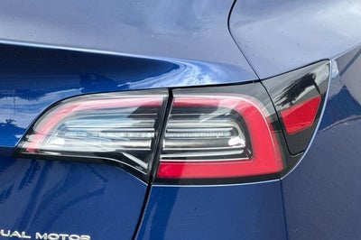 2022 Tesla Model 3 Long Range AWD *Ltd Avail*