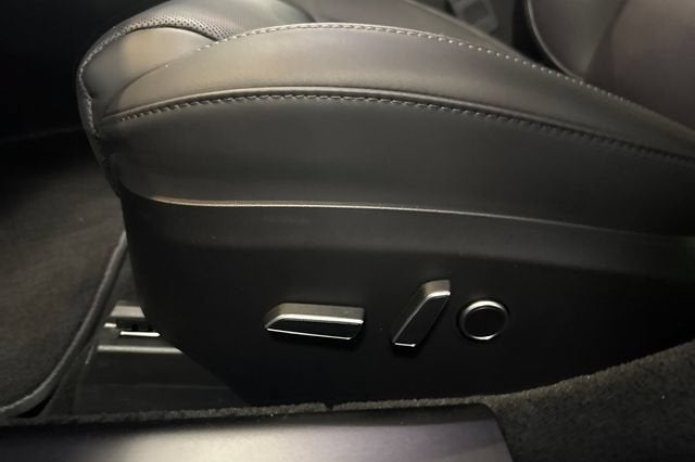 2024 Tesla Model S Plaid AWD