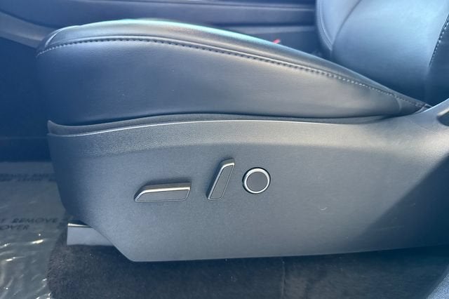 2025 Tesla Model Y Long Range AWD *Ltd Avail*