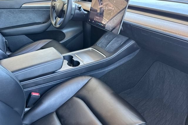 2025 Tesla Model Y Long Range AWD *Ltd Avail*