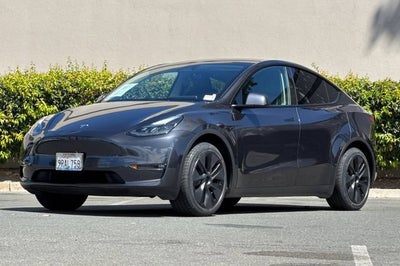 2025 Tesla Model Y Long Range AWD *Ltd Avail*