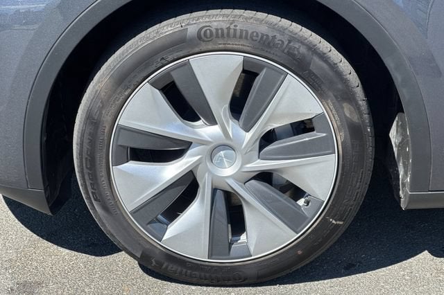 2023 Tesla Model Y Long Range AWD
