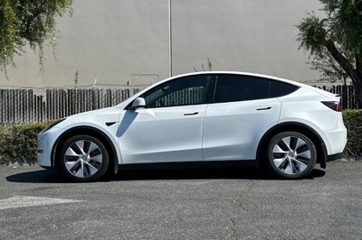 2023 Tesla Model Y Long Range AWD