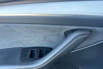 2024 Tesla Model Y Long Range AWD
