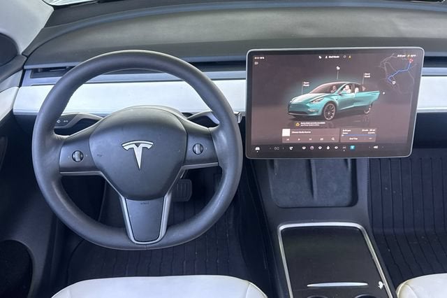 2024 Tesla Model Y Long Range AWD