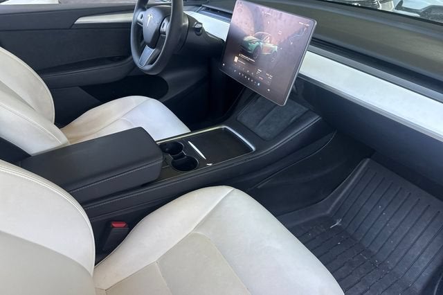 2024 Tesla Model Y Long Range AWD