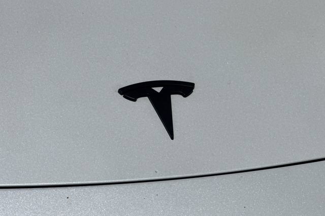 2024 Tesla Model Y Long Range AWD