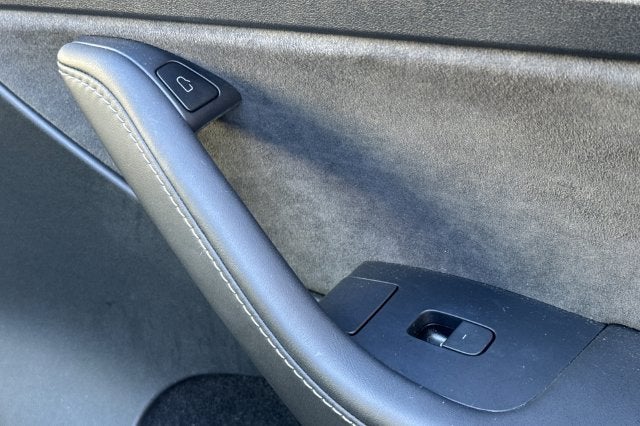 2023 Tesla Model Y Long Range AWD