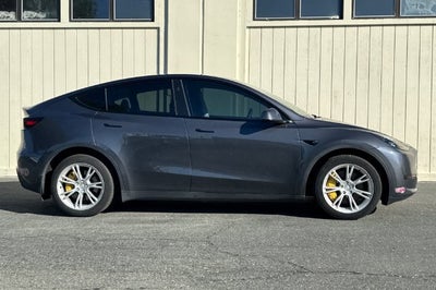 2023 Tesla Model Y Long Range AWD