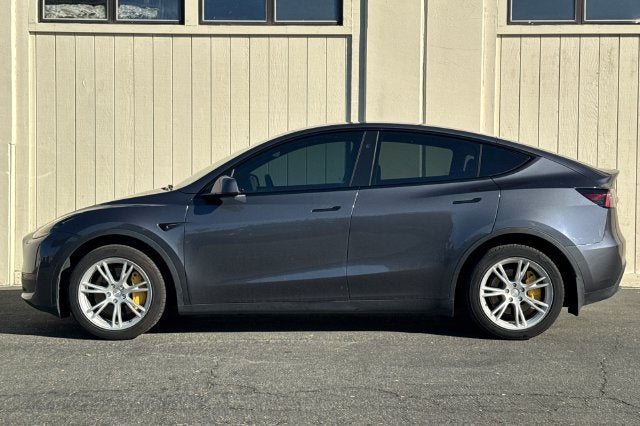 2023 Tesla Model Y Long Range AWD