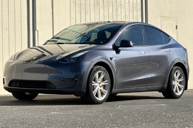 2023 Tesla Model Y Long Range AWD
